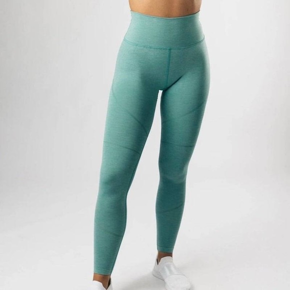 Alphalete Pants - Alphalete OG Revival Leggings